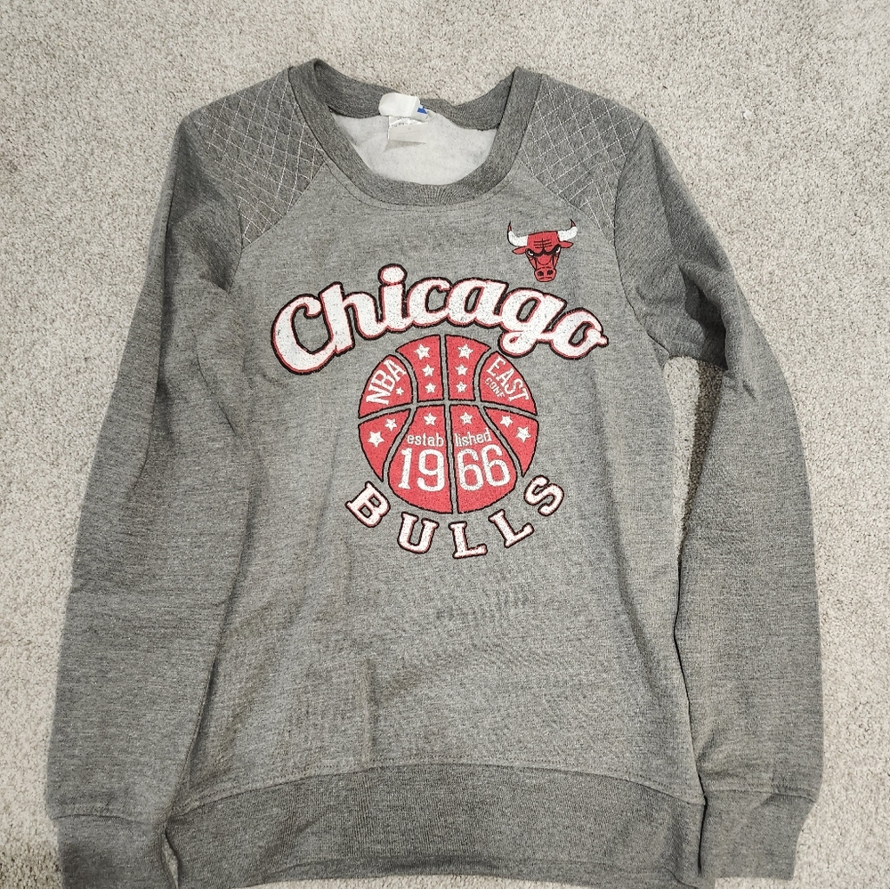 Women's Chicago Bulls Sweatshirt